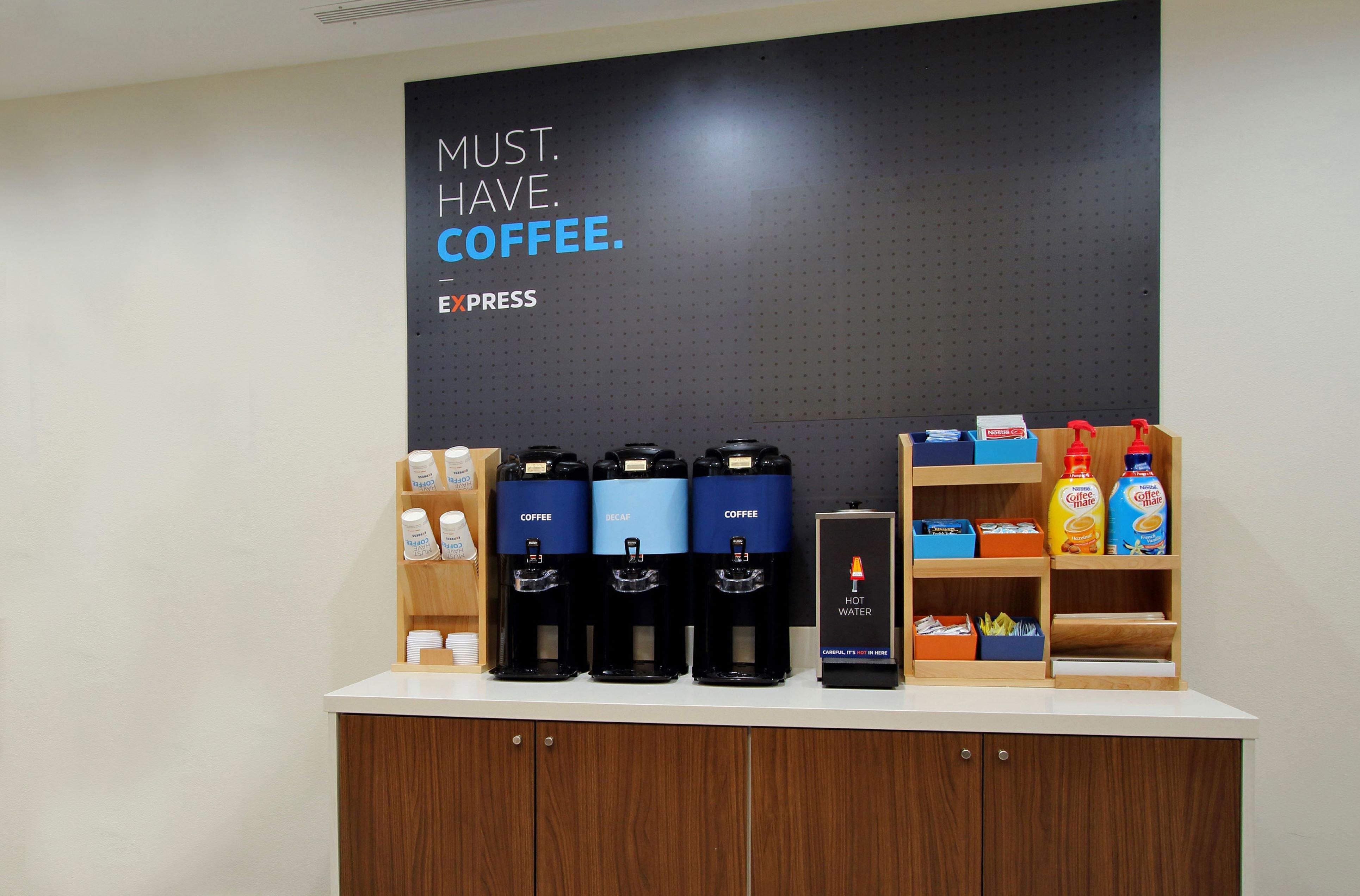 西部温斯顿塞勒姆市中心智选假日酒店 外观 照片